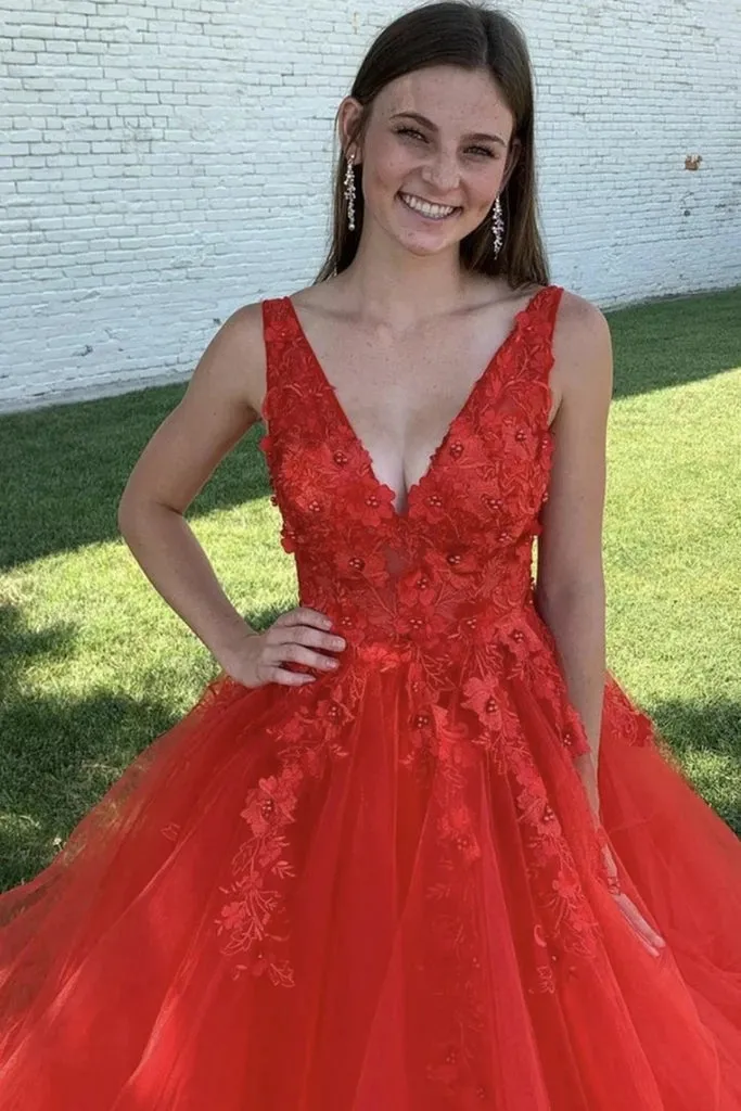 A Line 2025 Red Prom Dresses Lace V Neck Long Graduation 16 Dresses