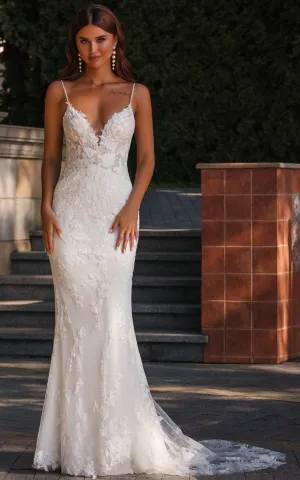 Casual Mermaid Spaghetti Plunging Neckline Lace Wedding Dress with Appliques-716378