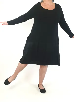Elk black long sleeve dress with silky front detail size L, best fits 16