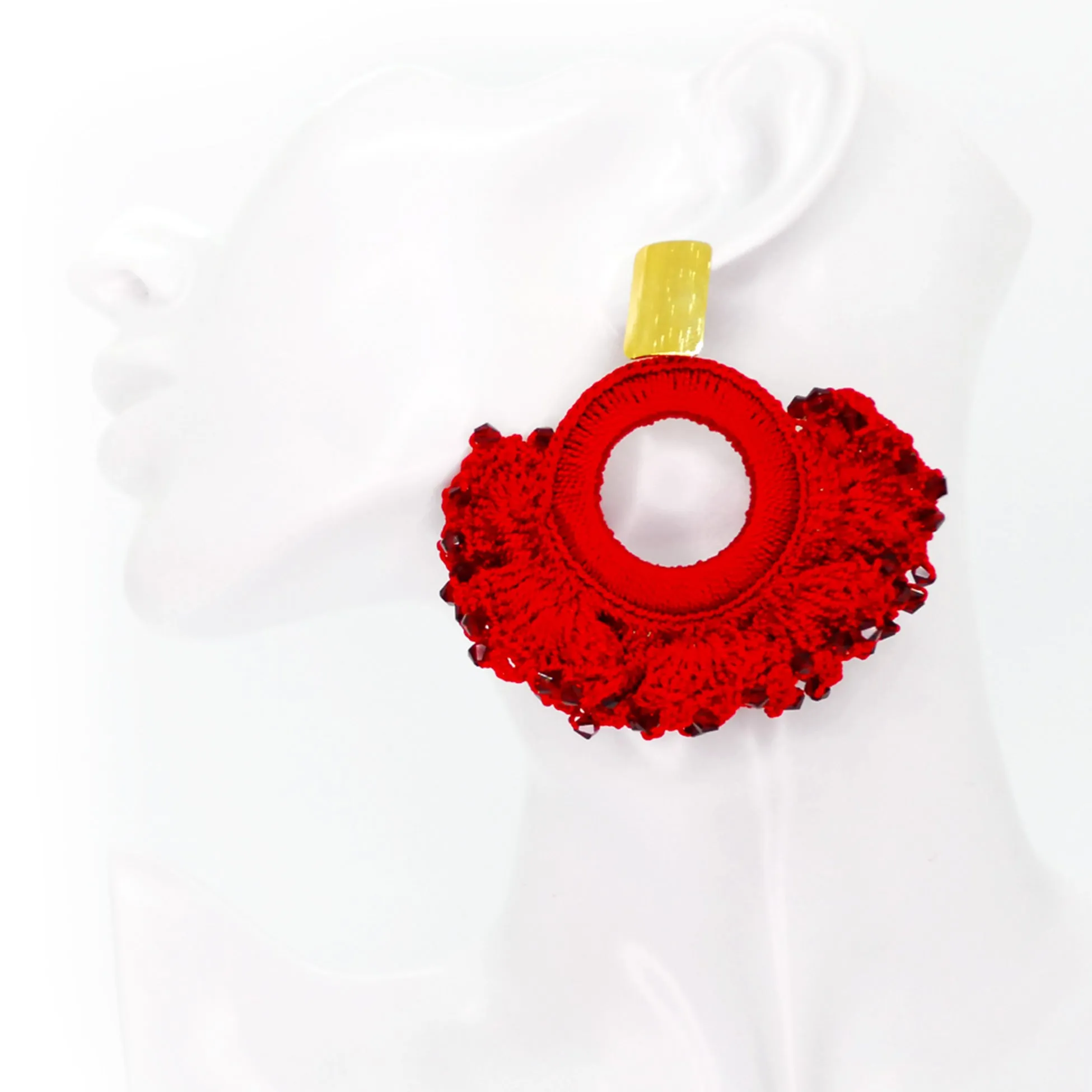Libia: Red Crystals Cockscomb, 24K Gold