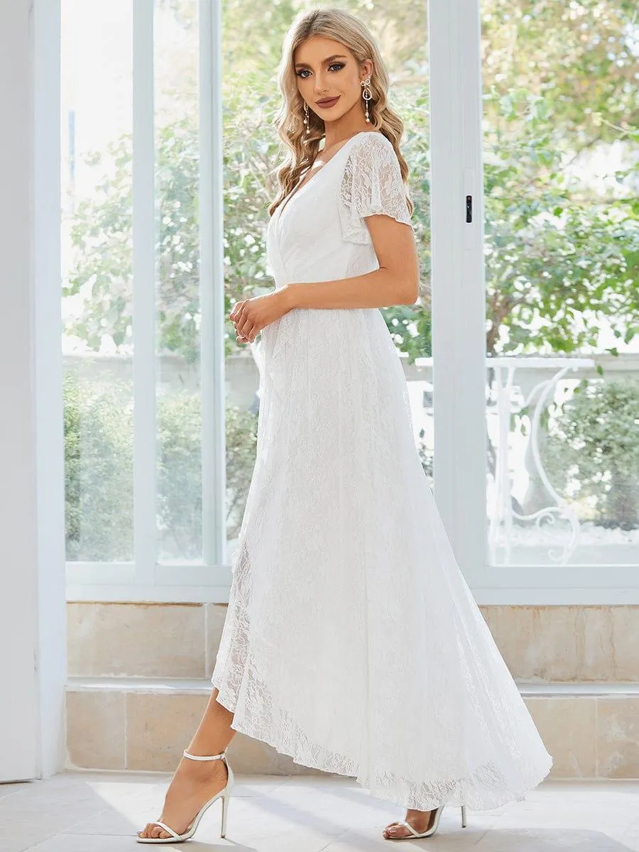 Robe de mère de la mariée formelle plissée à col en V et à volants en dentelle