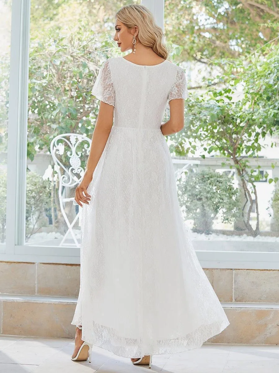 Robe de mère de la mariée formelle plissée à col en V et à volants en dentelle