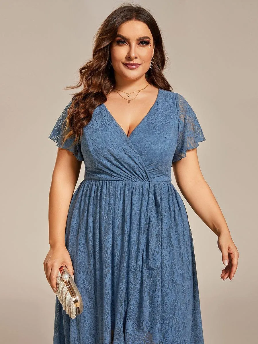 Robe de mère de la mariée formelle plissée à col en V et à volants en dentelle
