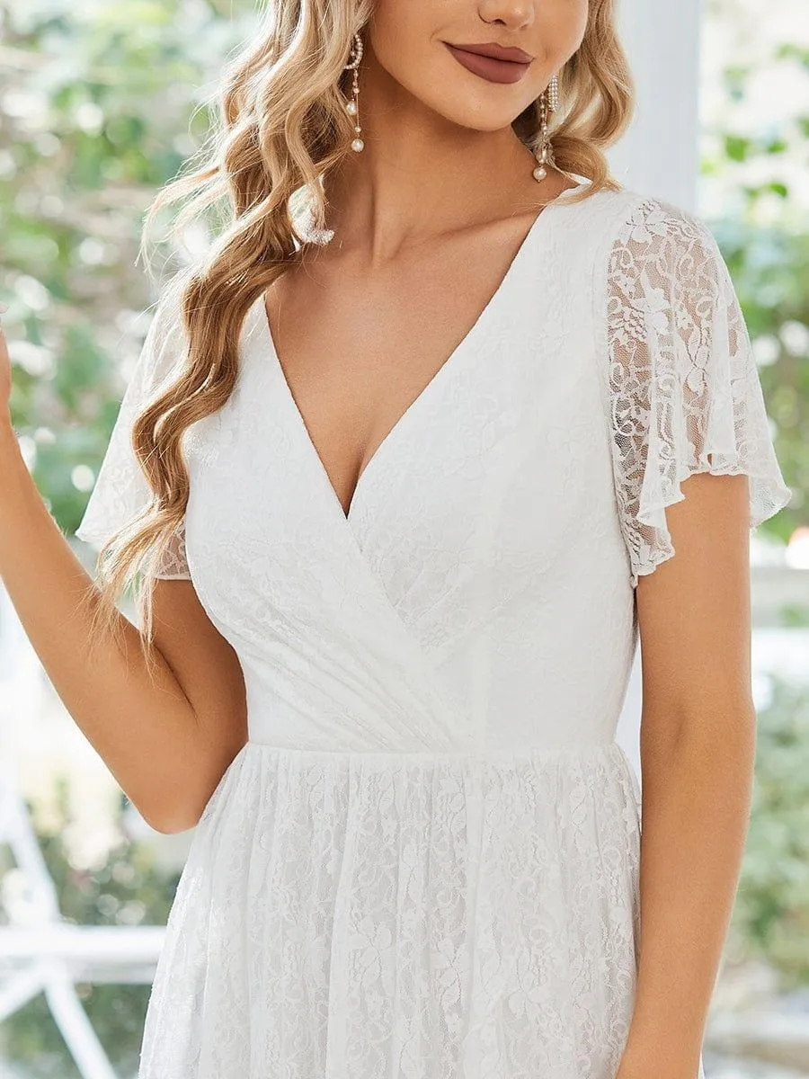 Robe de mère de la mariée formelle plissée à col en V et à volants en dentelle