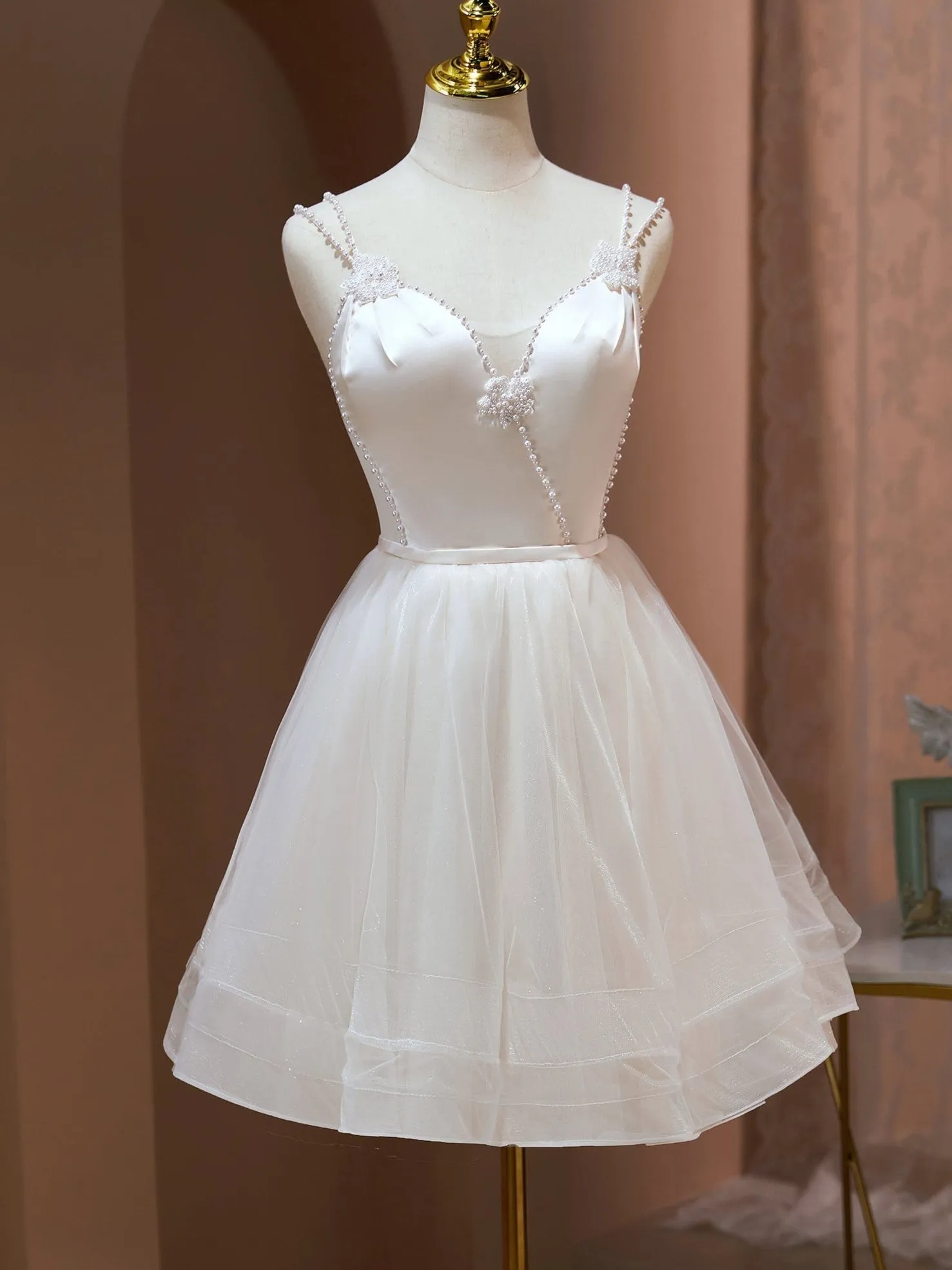 Spaghetti Straps Beading Tulle Short Homecoming Dresses