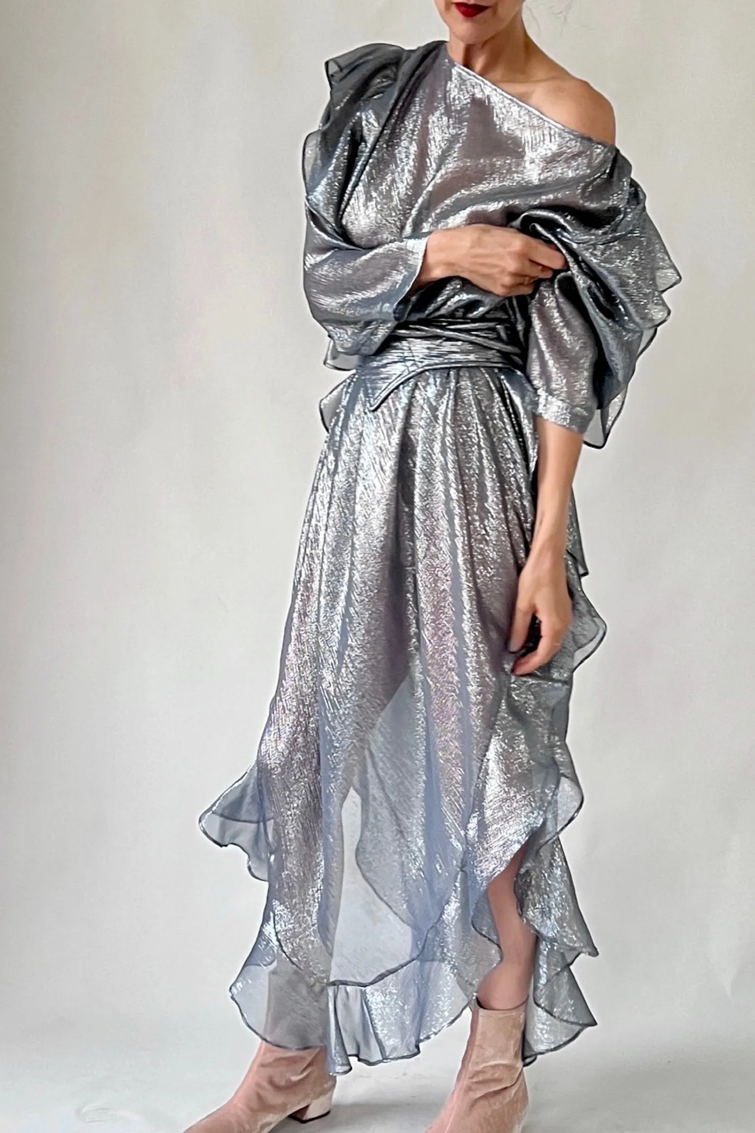 The Queen’s Kaftan with Quilted Trapunto Raw Silk in Black Kohl
